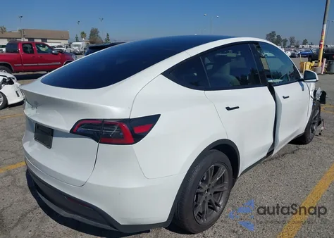 2025 Tesla Model Y Long Range Dual Motor Rear-Wheel Drive from USA, damaged, VIN 7SAYGDED2SF228123